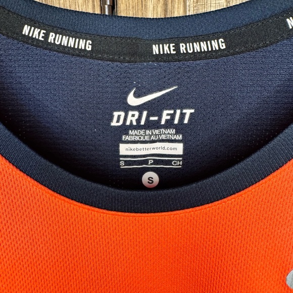 Nike DRI-FIT Women’s Running Top - Picture 3 of 6